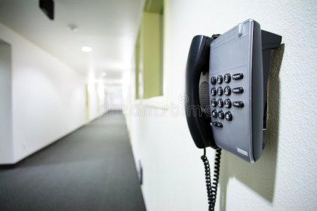 Телефонные аппараты «Прямая связь» установлены в 20 медицинских организациях Ульяновской области