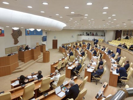Бюджет ТФОМС Ульяновской области на 2021-2023 годы одобрен в двух чтениях ЗСО