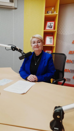 Руководитель ТФОМС Ульяновской области Екатерина Буцкая приняла участие в программе #ОдинИзНас на радио «2х2»
