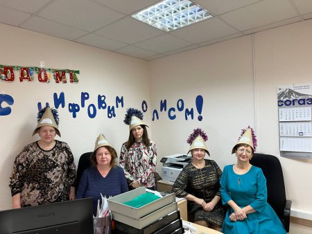 В ТФОМС Ульяновской области проходил смотр-конкурс на лучшее праздничное оформление кабинетов