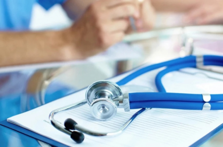 Для медиков районных больниц и СМП введены допвыплаты
