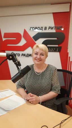 Директор ТФОМС Екатерина Буцкая приняла участие в программе #ОдинИзНас на радио «2х2».