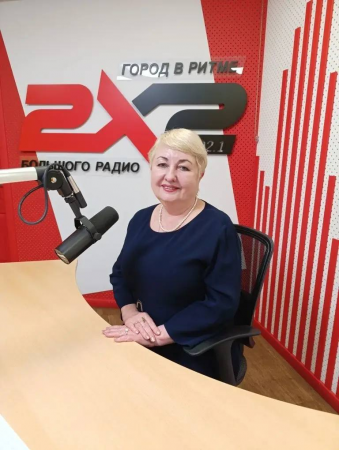 Руководитель ТФОМС Ульяновской области Екатерина Буцкая приняла участие в программе #ОдинИзНас на радио «2х2»