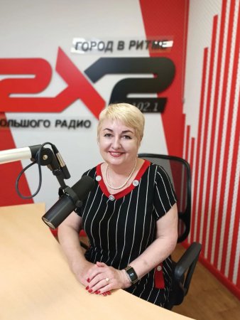 Руководитель ТФОМС Ульяновской области Екатерина Буцкая приняла участие в программе #ОдинИзНас на радио "2х2"